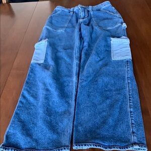 Hollister cargo jeans, size 5R, ultra high rise dad jean, great condition